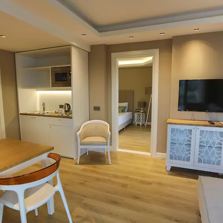 Istanbul Palace Hotel