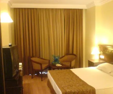 Istanbul Palace 4*